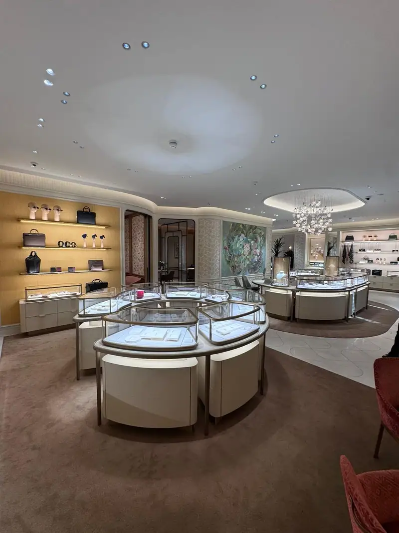 The finished Cartier boutique on New Bond Street